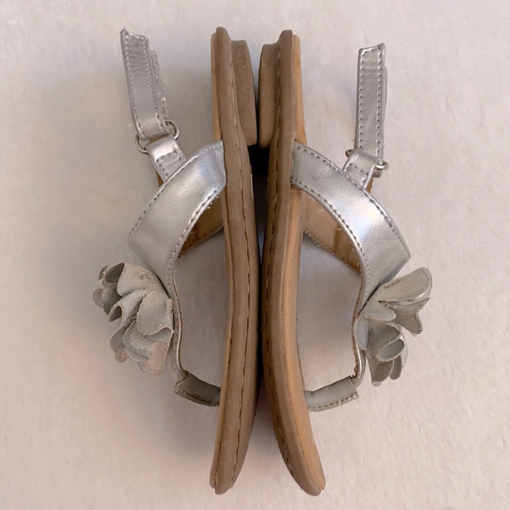 {Target} Cherokee | Silver Flower Spring/Summer Side Closure Sandal (10) - Picture 11 of 13